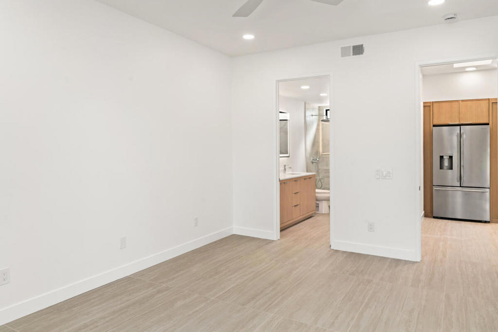 28715 Isleta Court Property Photo 12