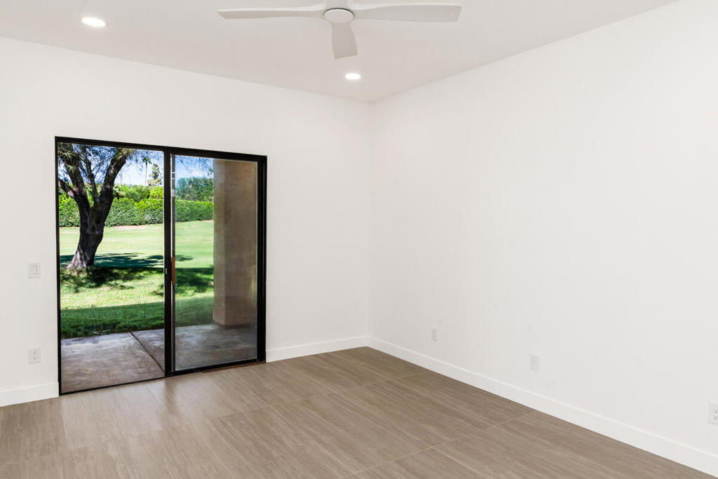 28715 Isleta Court Property Photo 14
