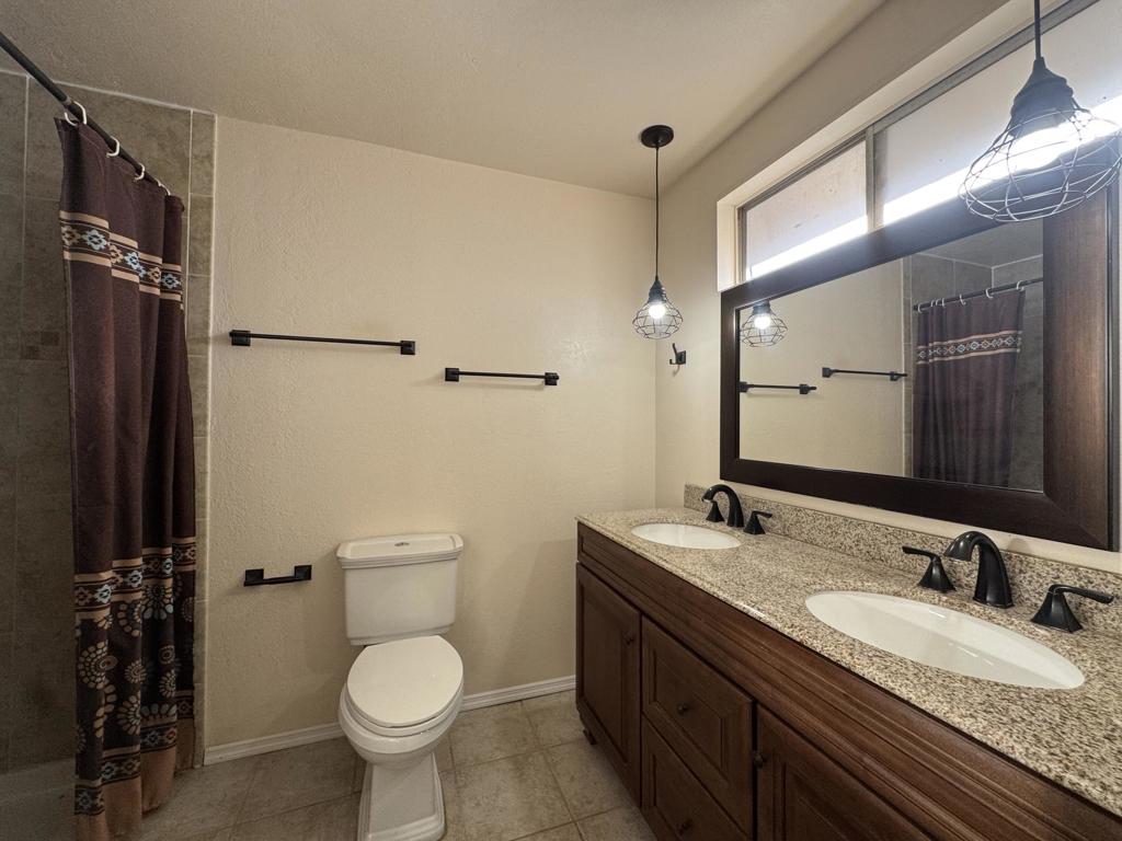 301 N Sola Avenue Property Photo 17