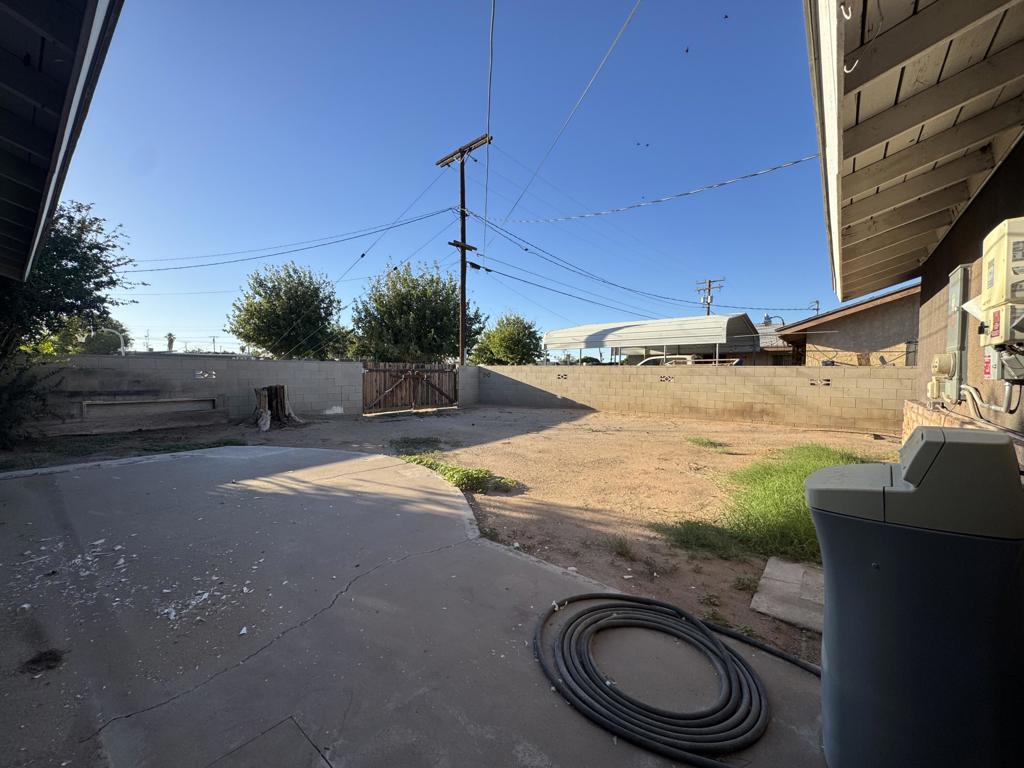 301 N Sola Avenue Property Photo 22