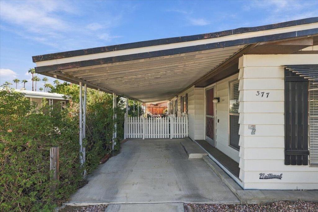 377 Andorra Way Property Photo 28