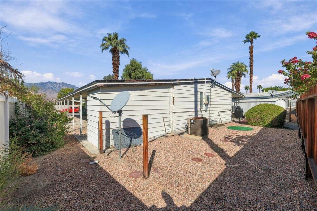 377 Andorra Way Property Photo 31