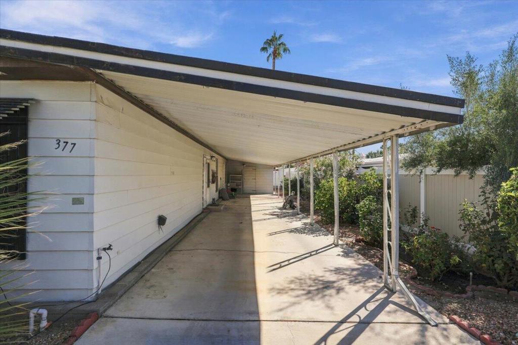 377 Andorra Way Property Photo 35