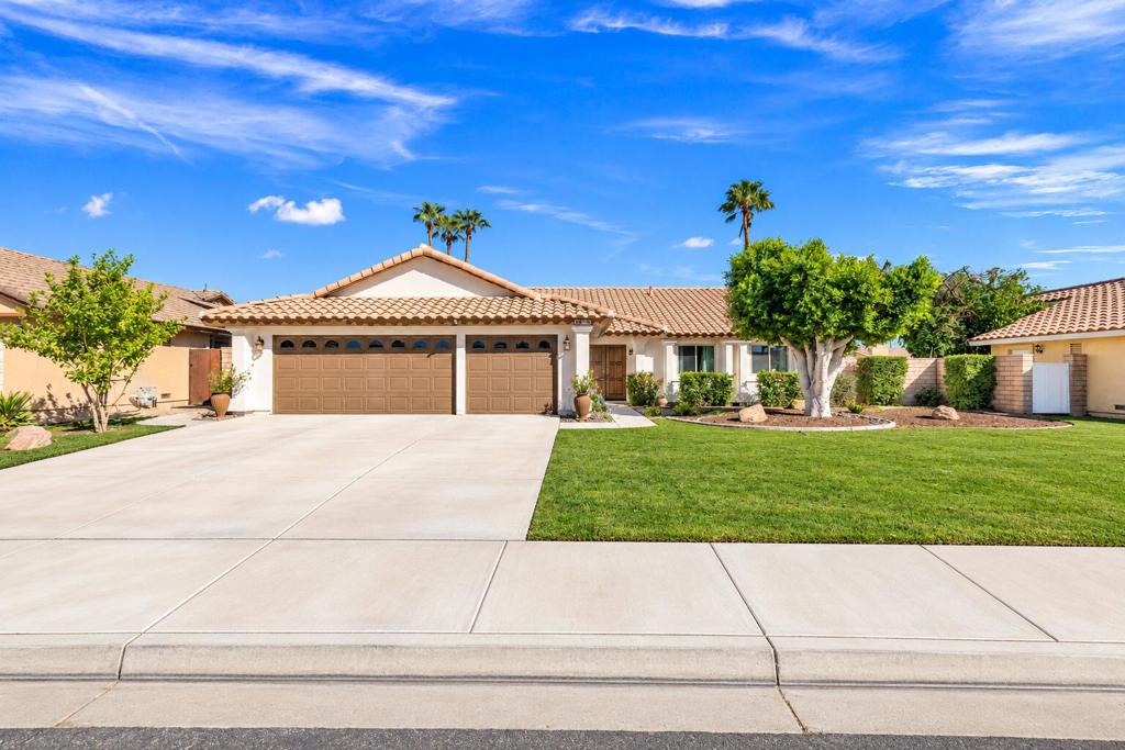 44180 Mariposa Court Property Photo 1