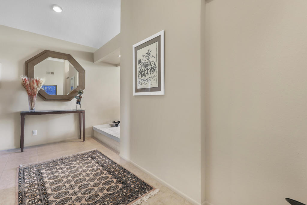 184 Ranch View Circle Property Photo 5