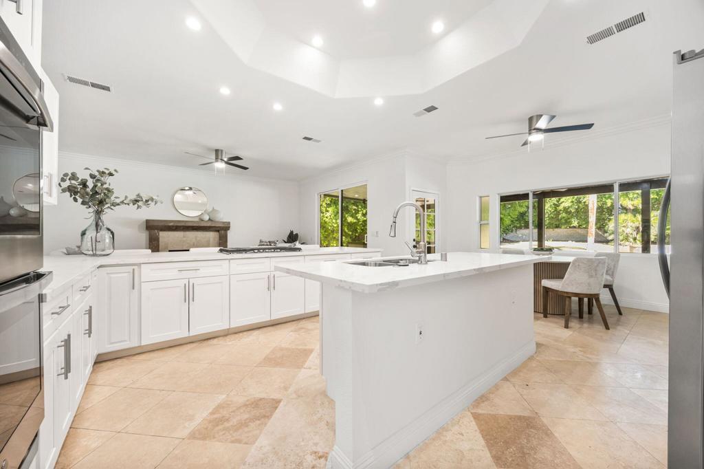 72020 Palm Crest Drive Property Photo 17