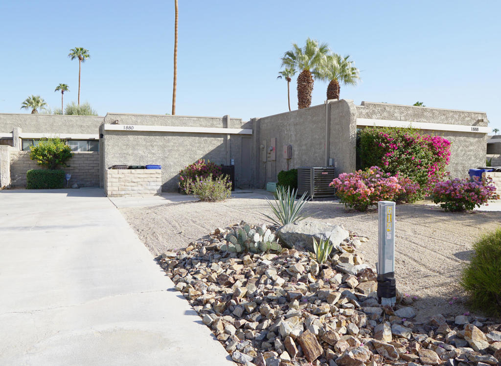 1880 Tamarisk Road Property Photo 1