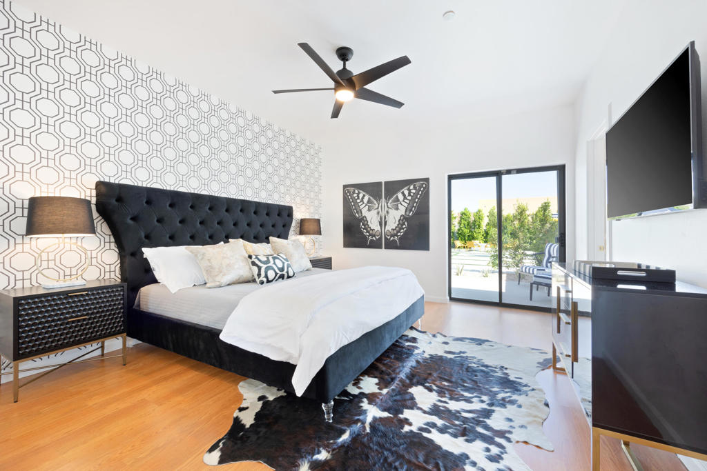 2550 E Via Escuela Property Photo 10