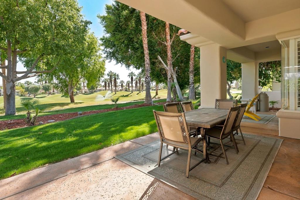 55010 Southern Property Photo 5