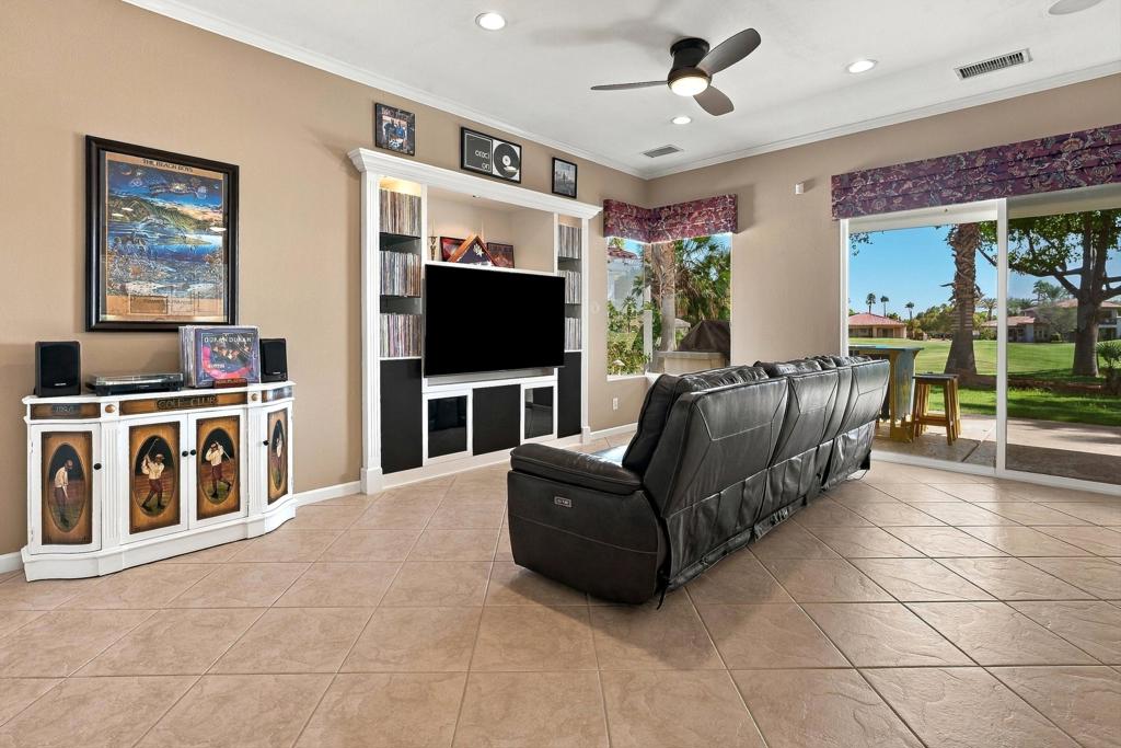 55010 Southern Property Photo 18