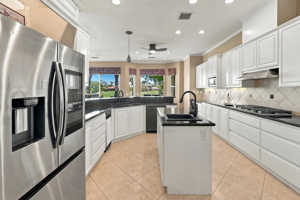 55010 Southern Property Photo 25