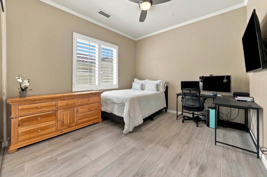 55010 Southern Property Photo 30