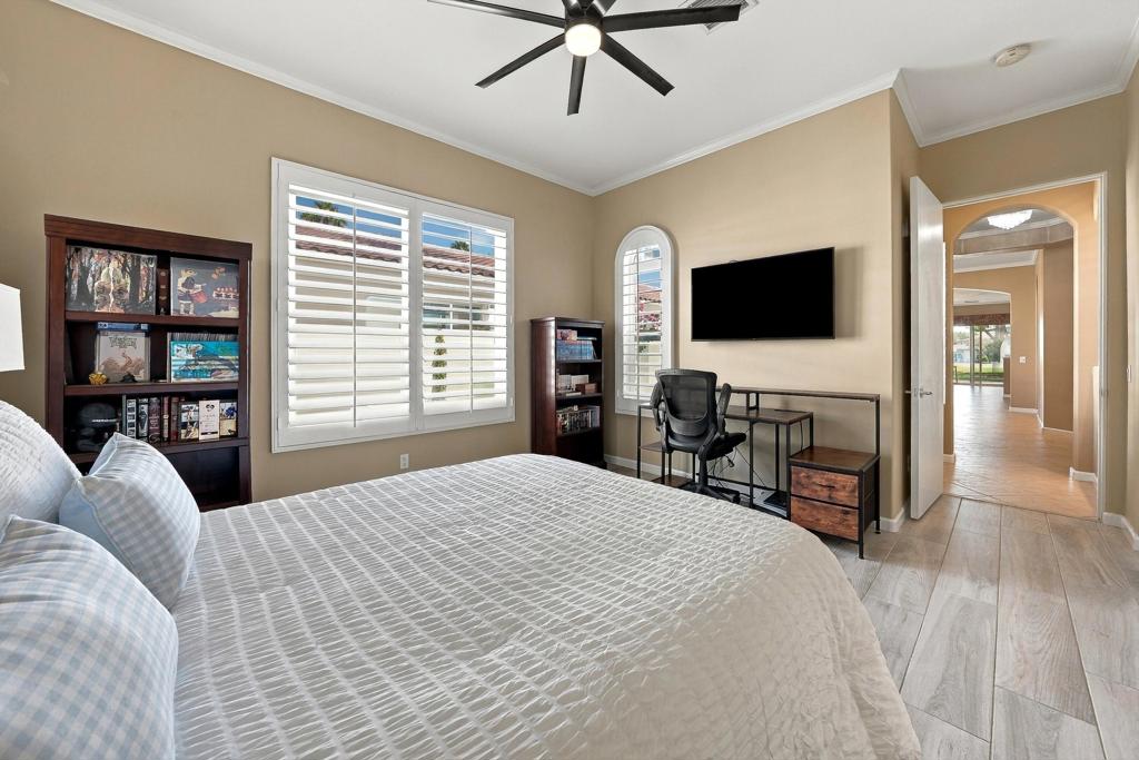 55010 Southern Property Photo 36
