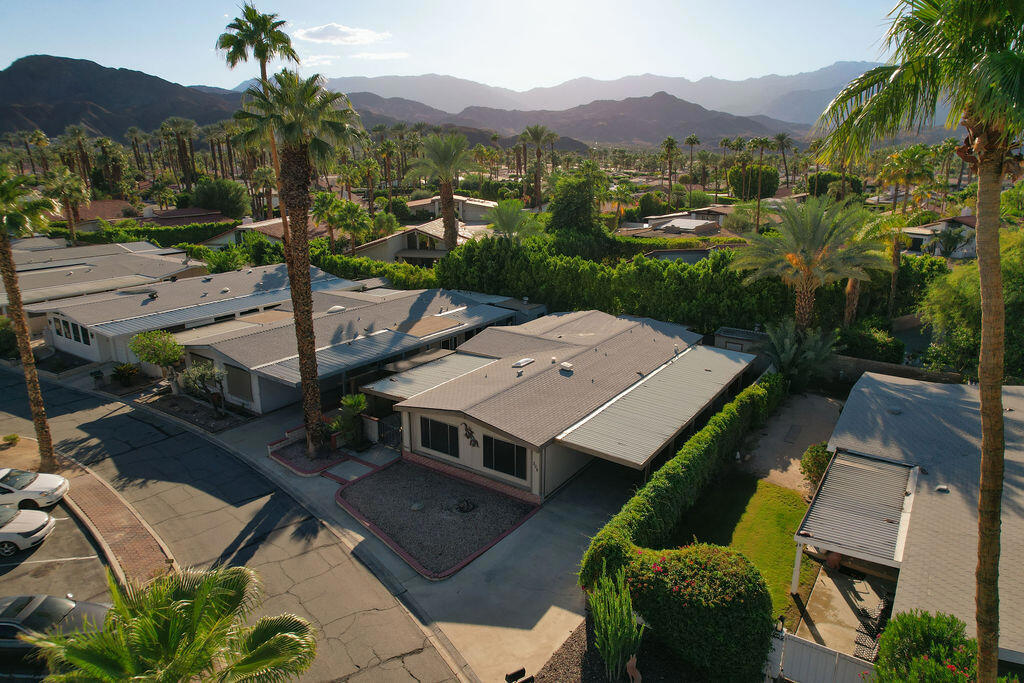208 International Boulevard Property Photo 1