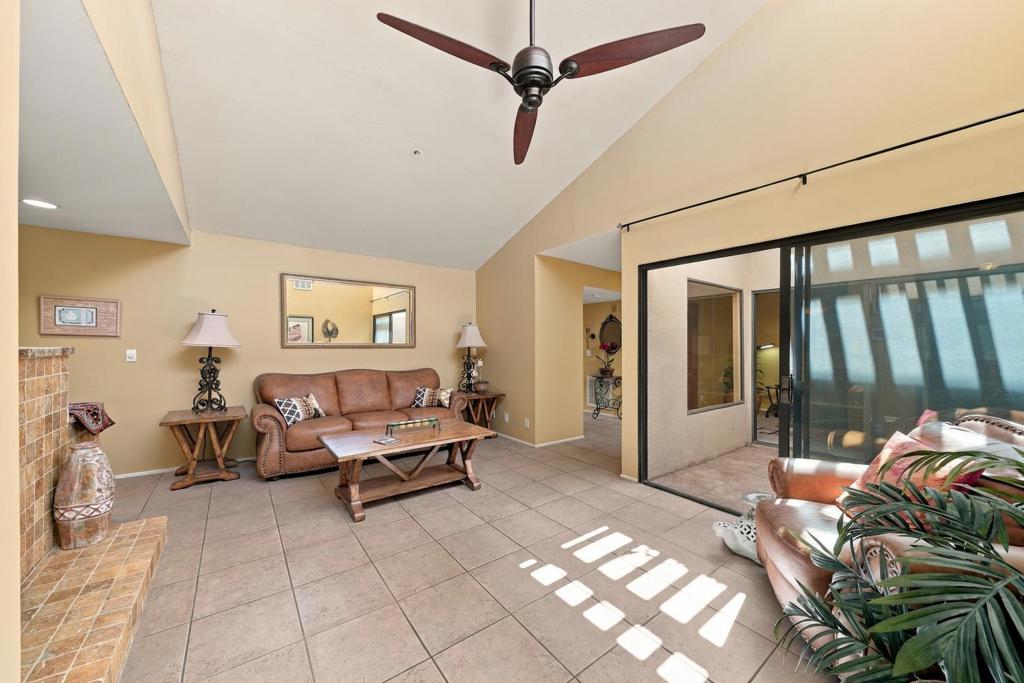 464 Village Square E Property Photo 22