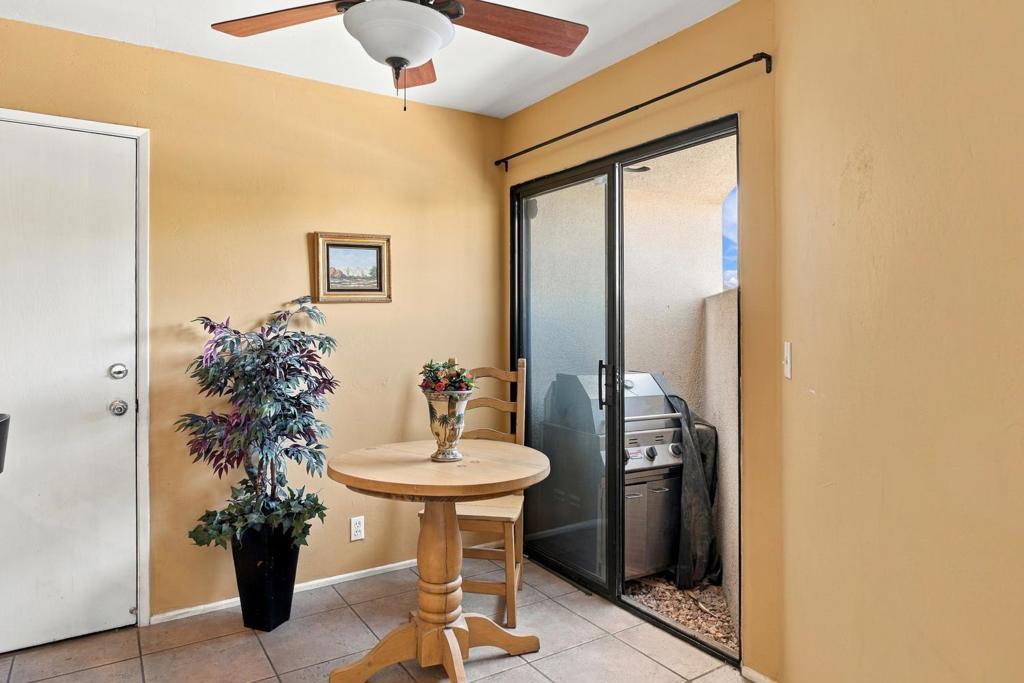 464 Village Square E Property Photo 26