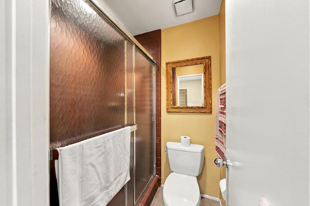 464 Village Square E Property Photo 33