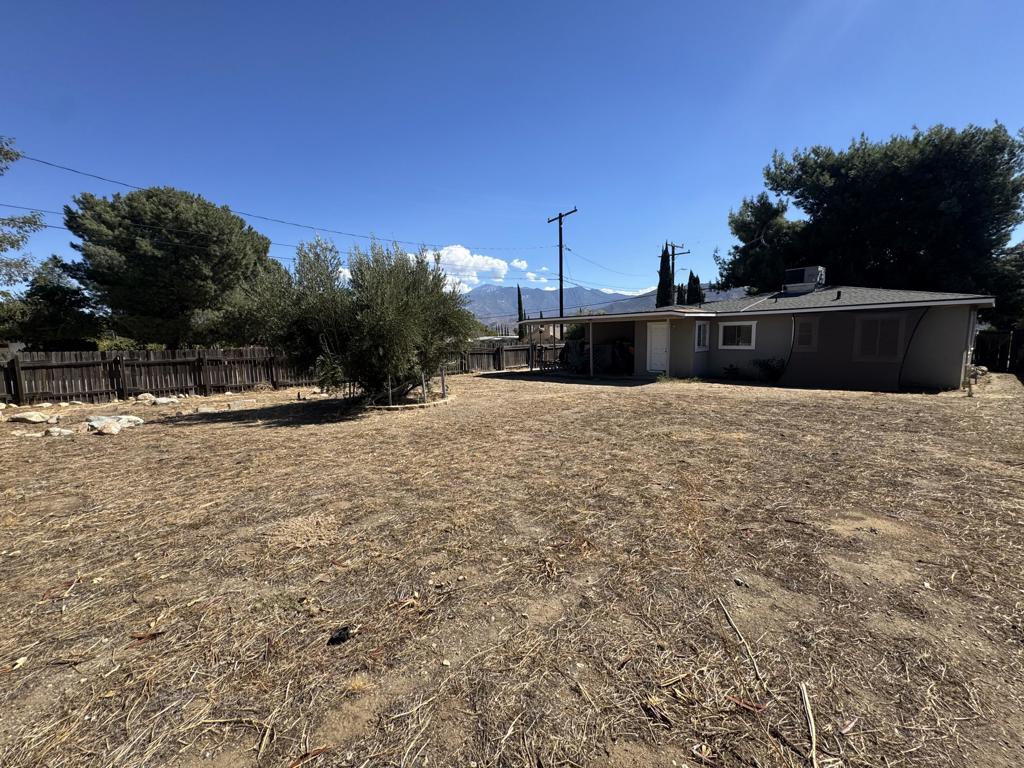 581 E Hoffer Street Property Photo 20
