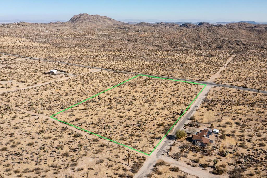 5610 Yucca Mesa Road Property Photo 1