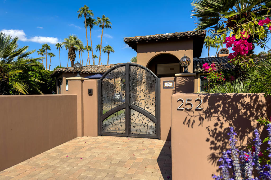 252 Camino Sur Property Photo 6