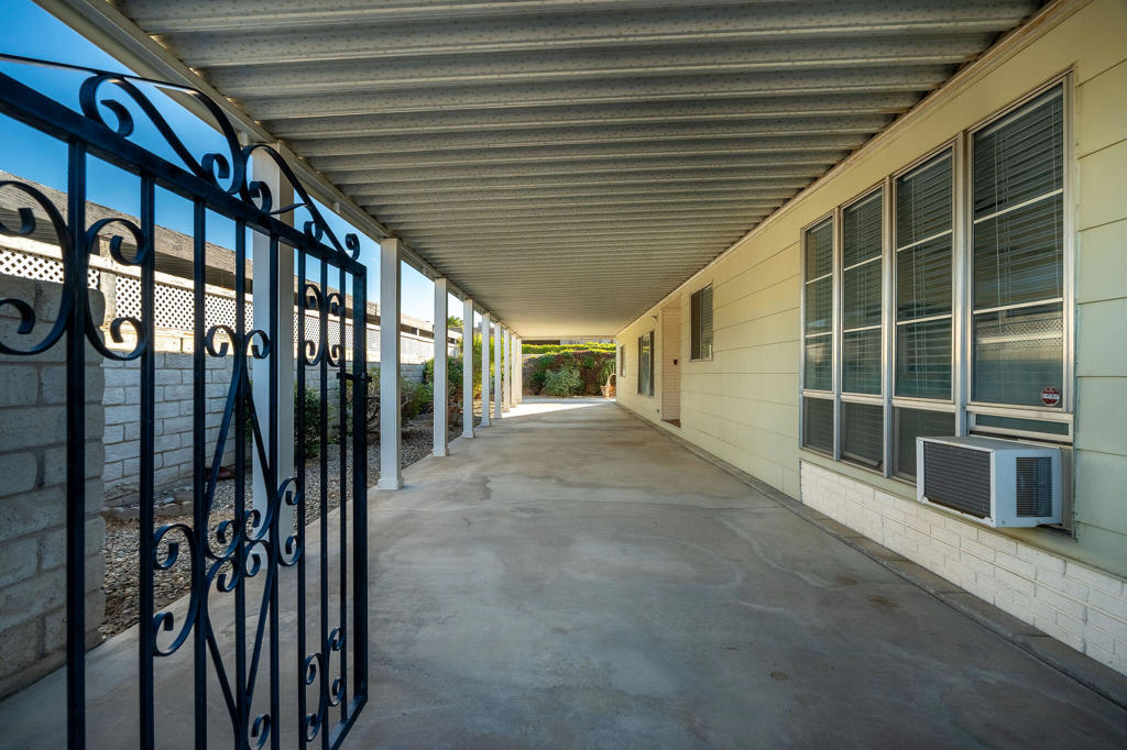 13 International Boulevard 13 Property Photo 3