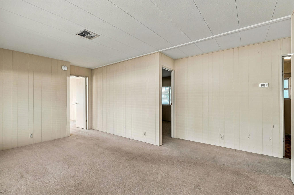 13 International Boulevard 13 Property Photo 5
