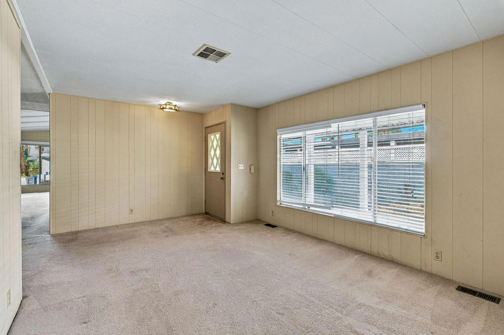 13 International Boulevard 13 Property Photo 7