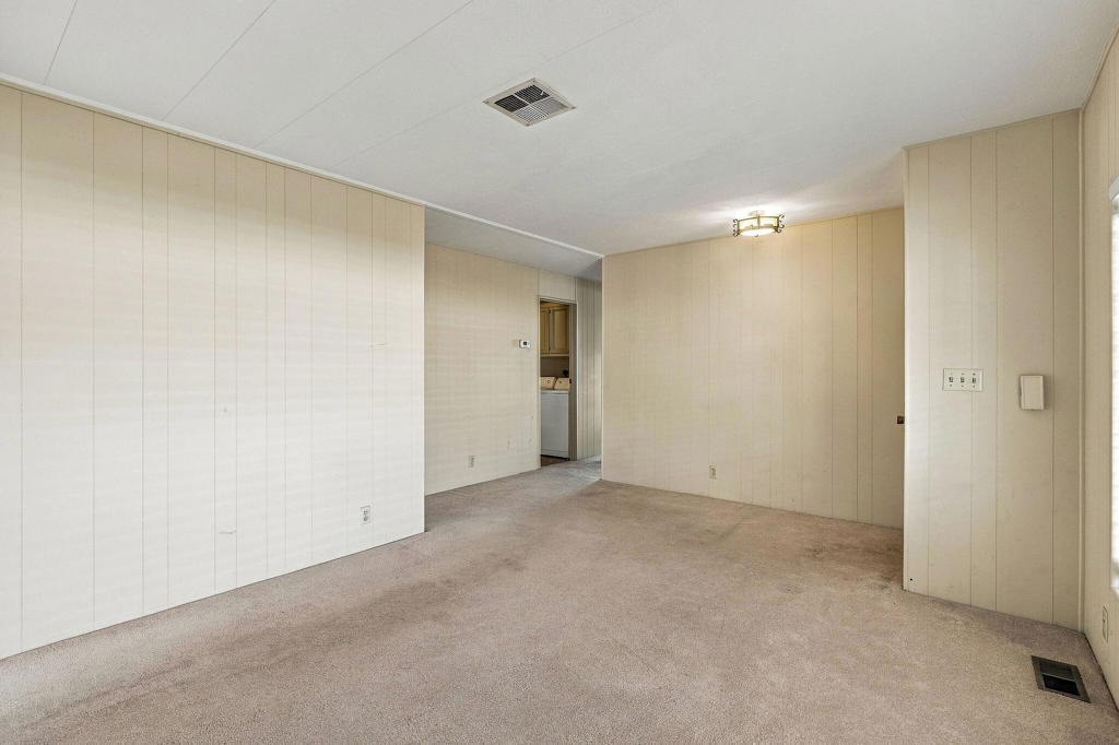 13 International Boulevard 13 Property Photo 8
