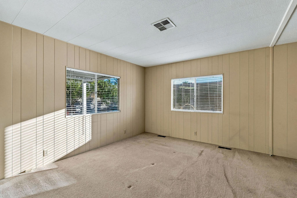 13 International Boulevard 13 Property Photo 9