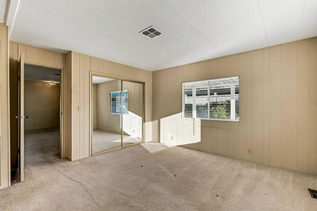 13 International Boulevard 13 Property Photo 10