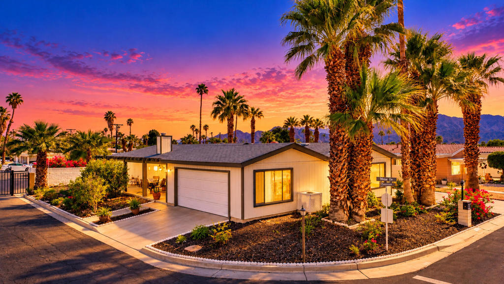 74612 Azurite Circle E Property Photo 1
