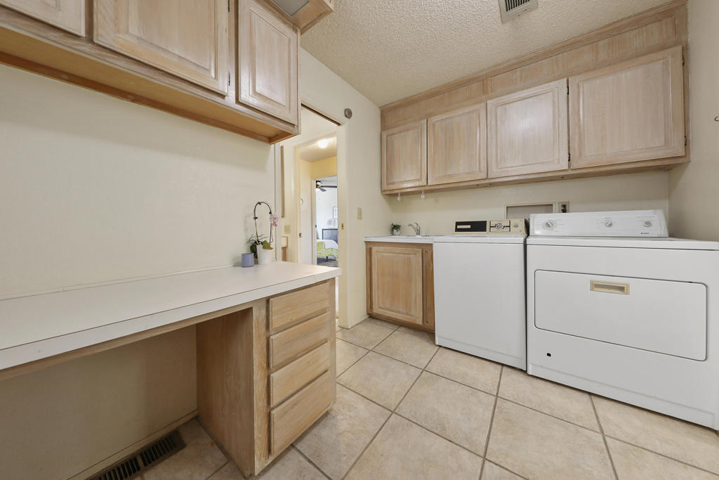74612 Azurite Circle E Property Photo 27