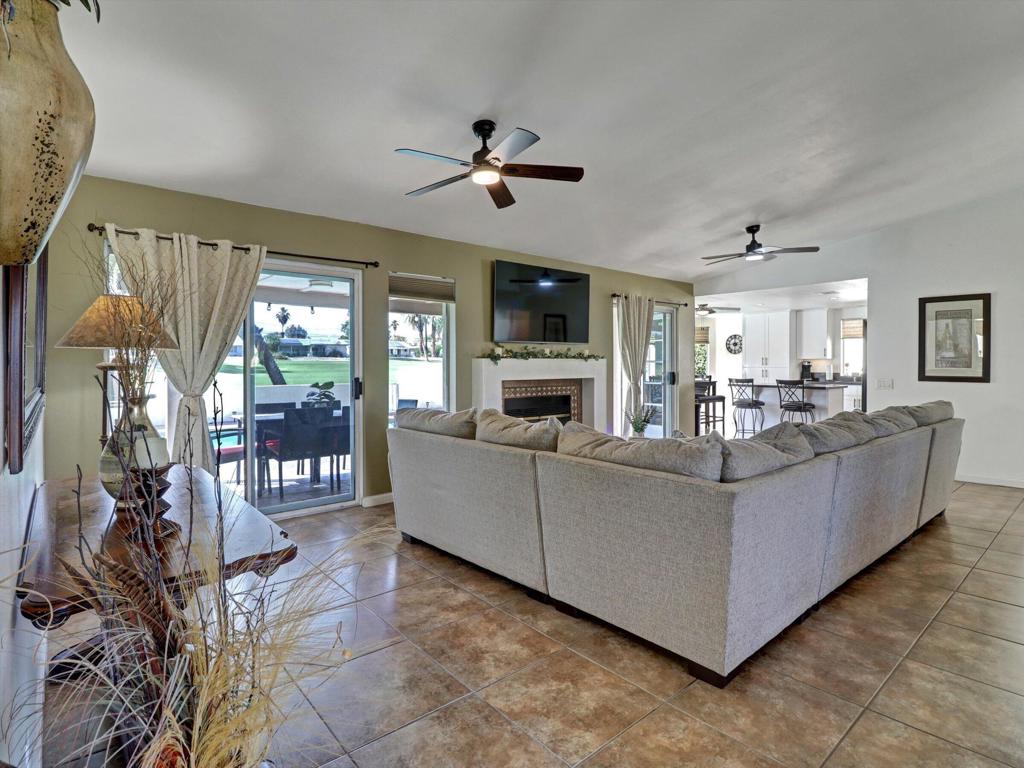 43425 Texas Property Photo 6