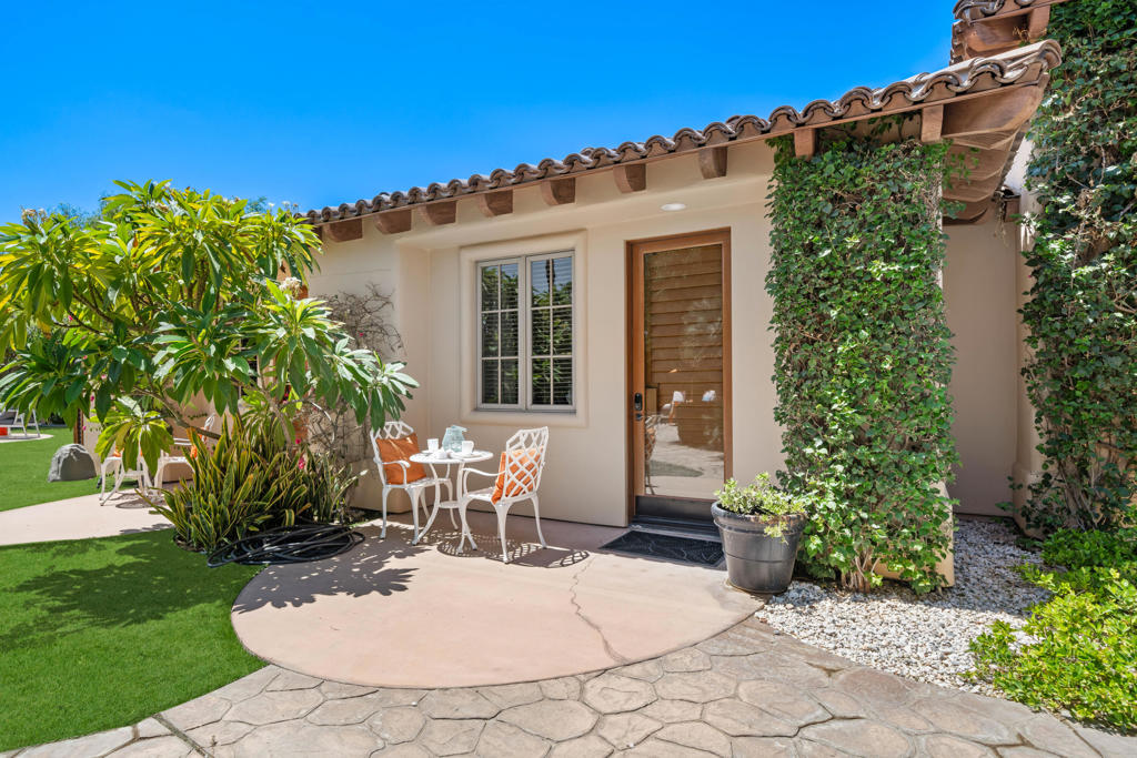 55610 Royal St George Property Photo 15
