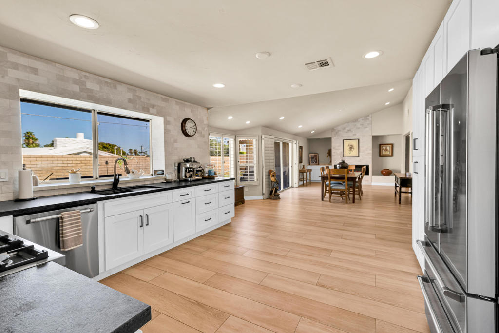 42670 Sandy Bay Road Property Photo 12