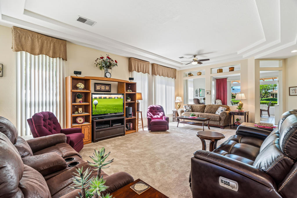 44395 Royal Lytham Drive Property Photo 9