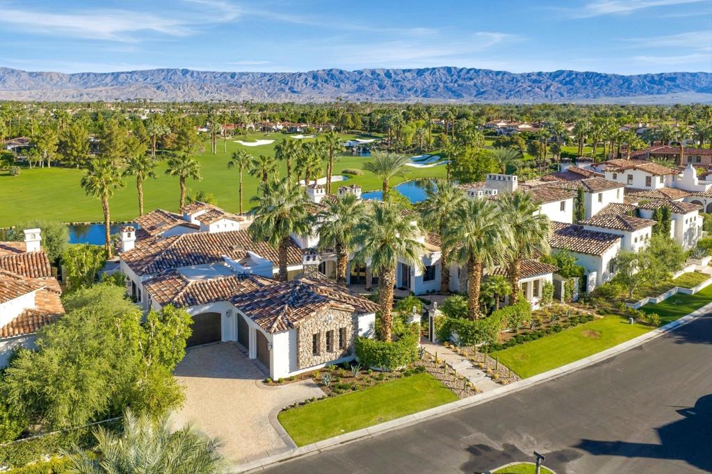 80290 Via Capri Property Photo 8