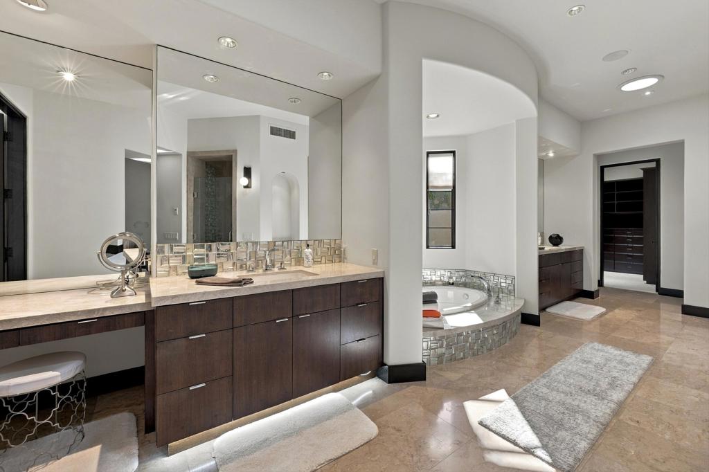 80290 Via Capri Property Photo 47