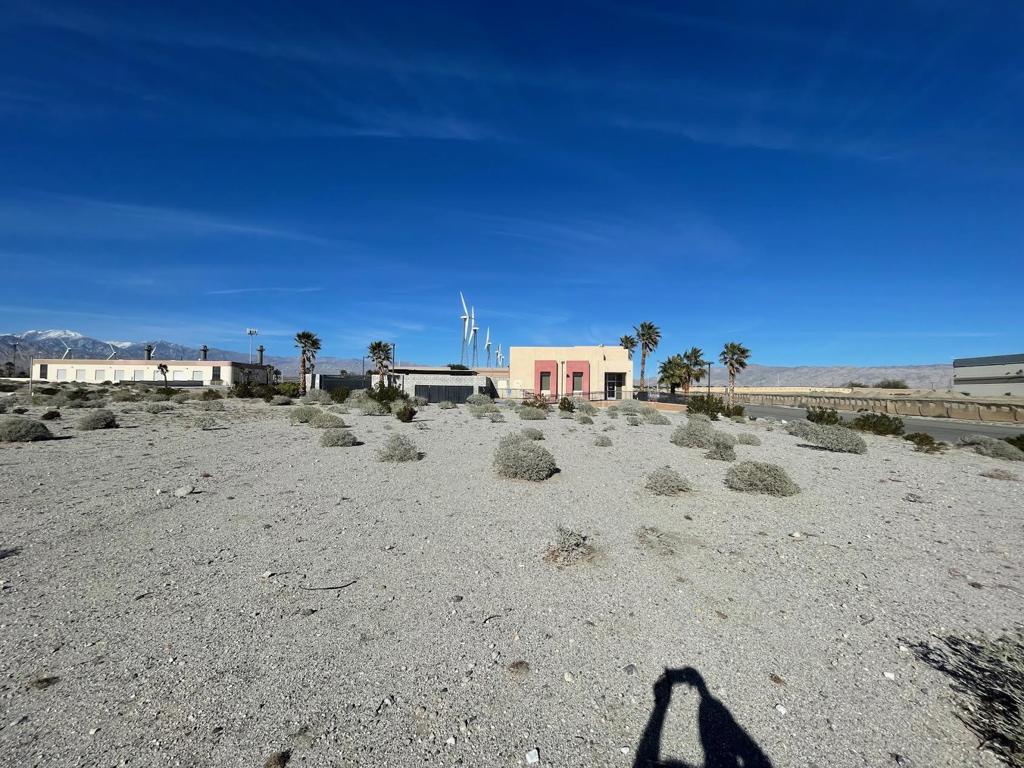 19207 Newhall Street Property Photo 3