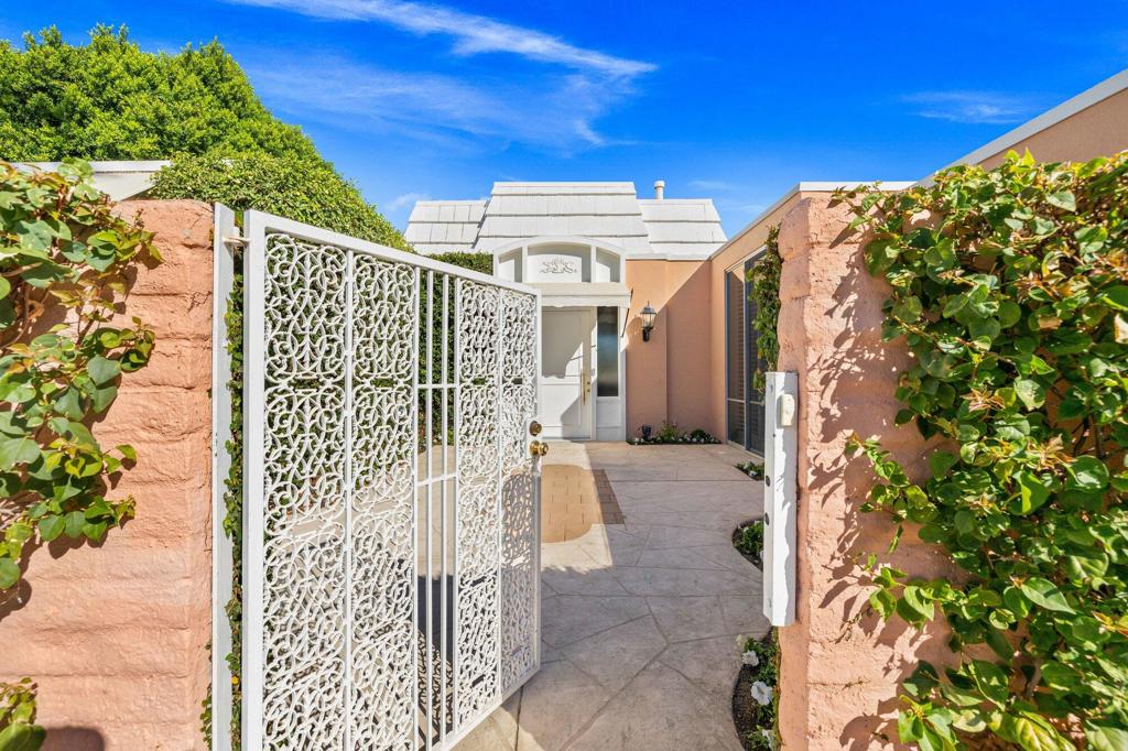47140 El Menara Circle Property Photo 1