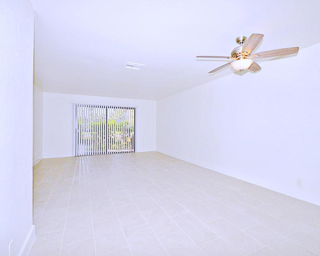 1050 E Ramon Road 126 Property Photo 1