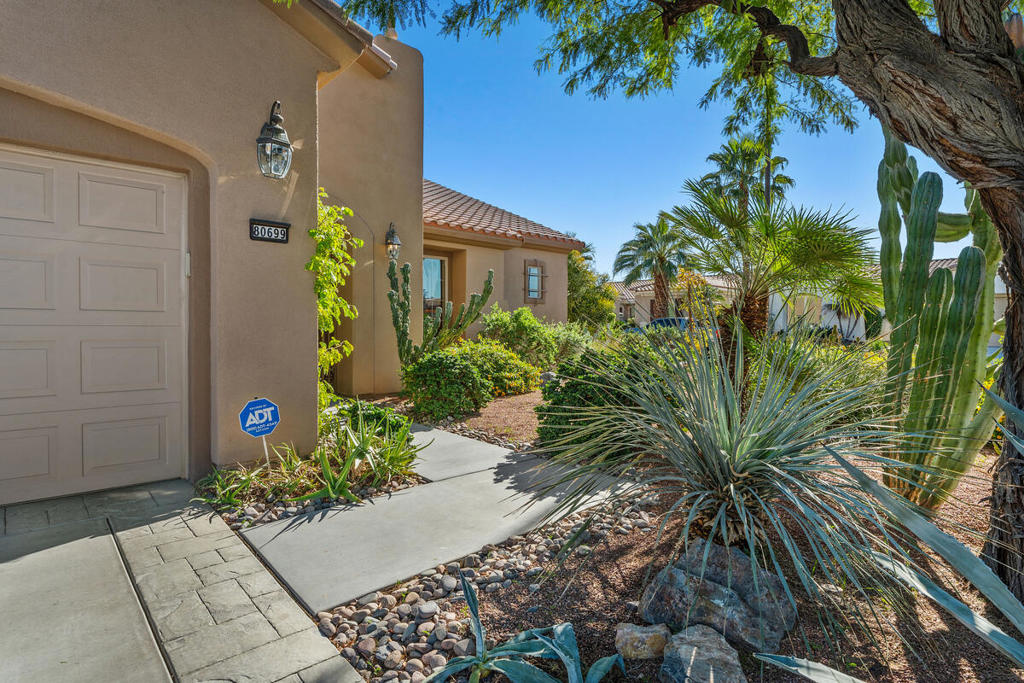 80699 Camino Santa Paula Property Photo 4