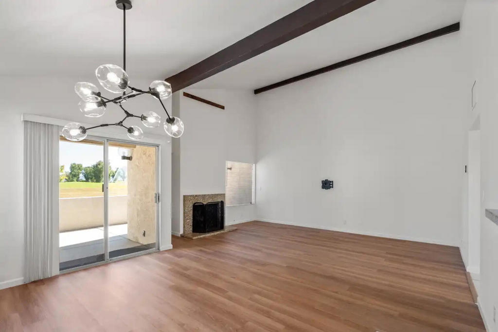 35054 Mission Hills Drive Property Photo 6