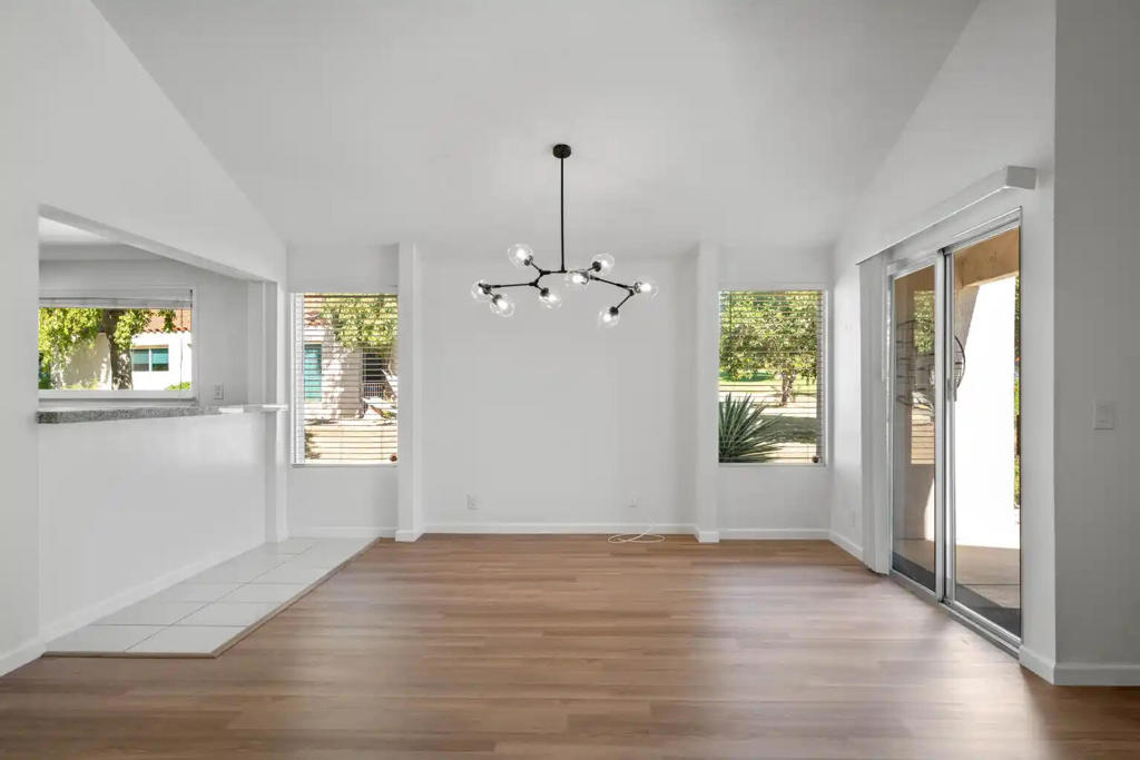 35054 Mission Hills Drive Property Photo 7