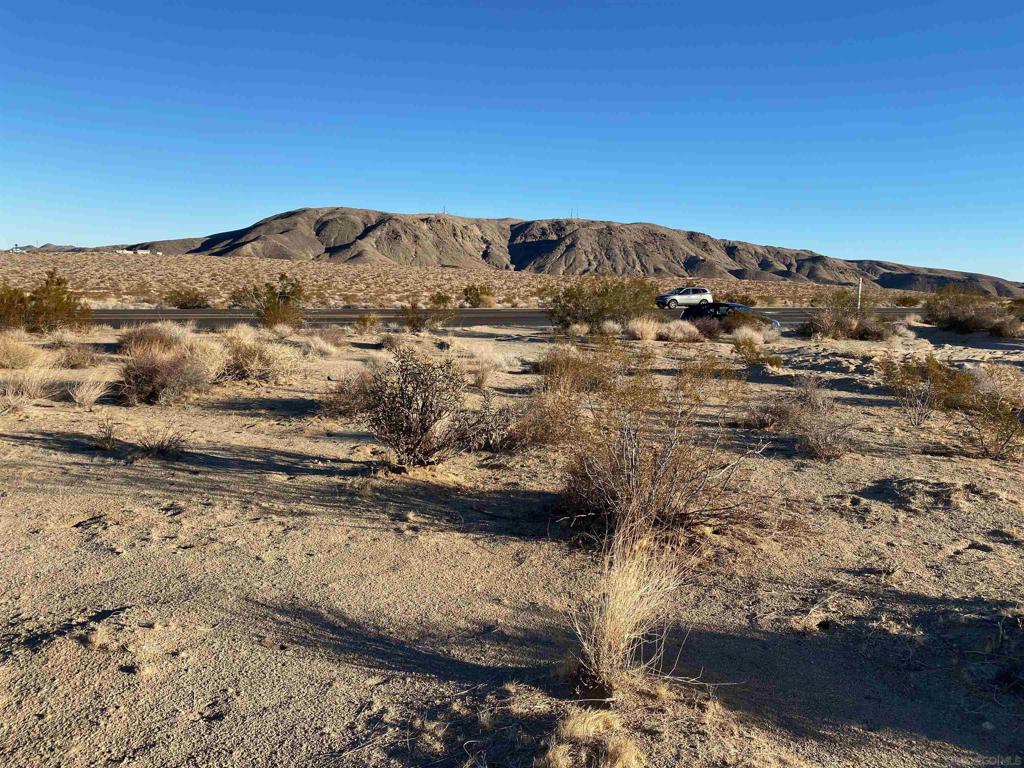 29 Palms Hwy Property Photo 7