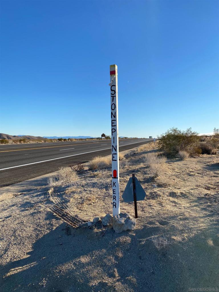 29 Palms Hwy Property Photo 17