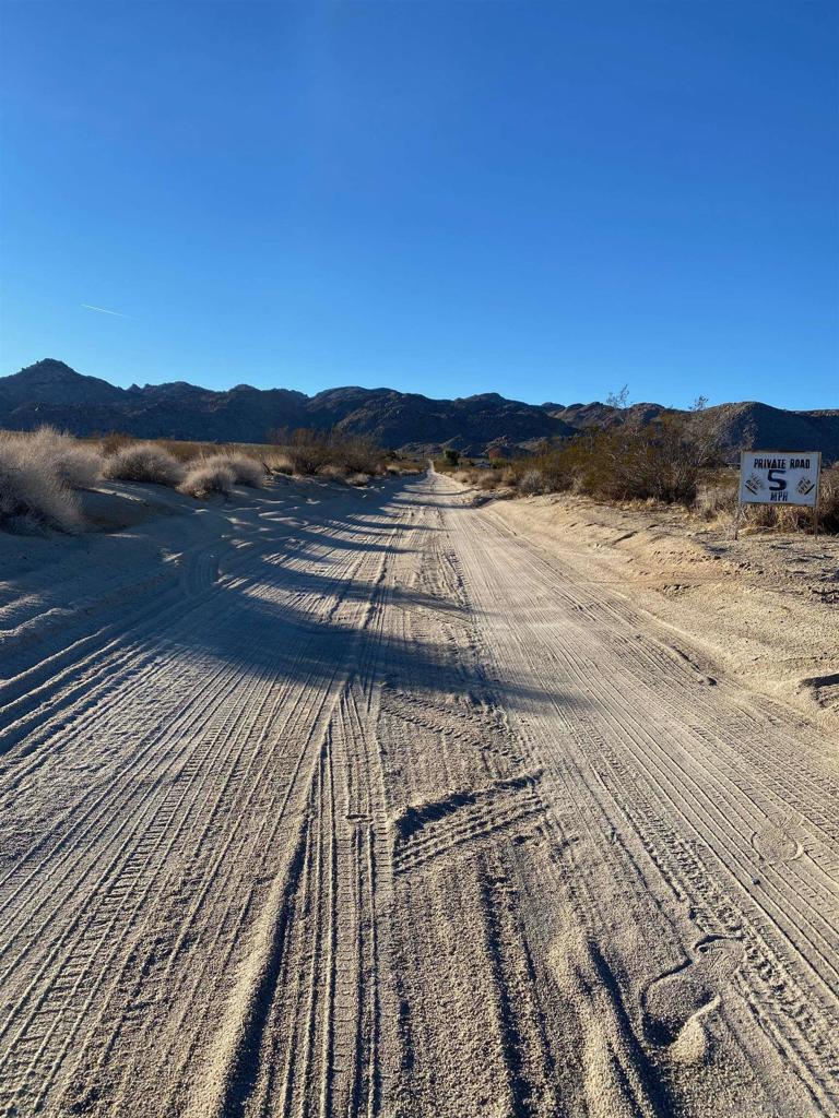 29 Palms Hwy Property Photo 21