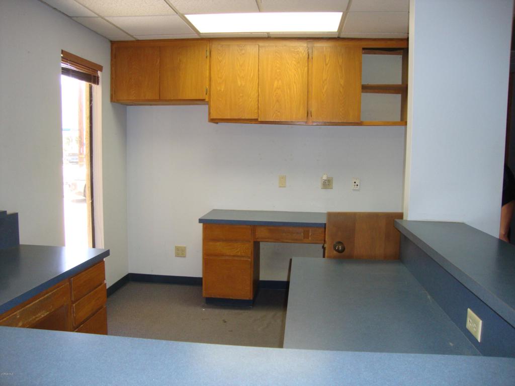 811 W Telegraph Road Property Photo 12
