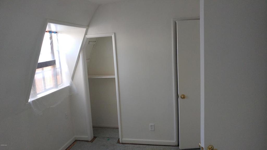 932 W Wooley Road Property Photo 7