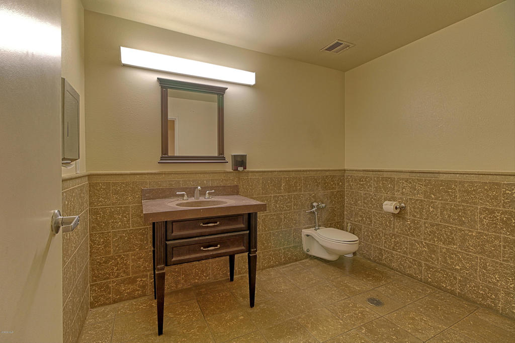 2075 Knoll Drive Property Photo 23